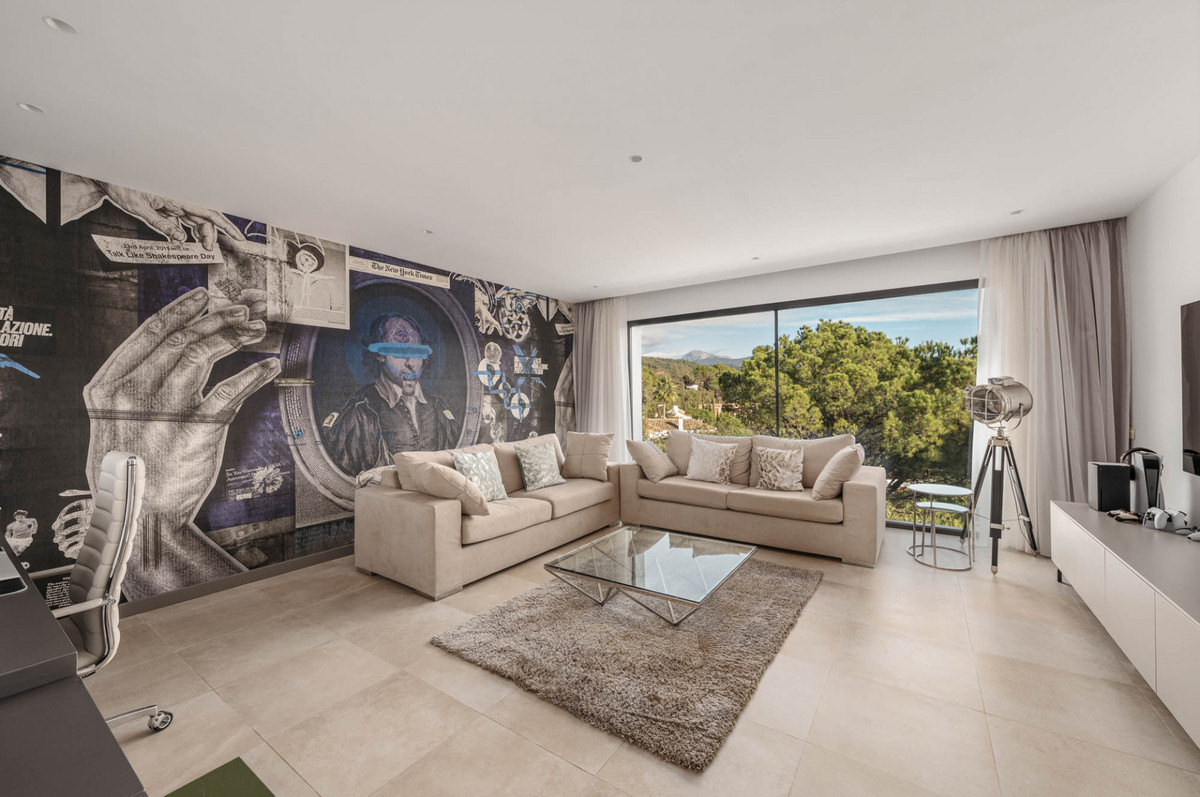 Se vende Villa - Chalet de 5 dormitorios en Costa Del Sol, Málaga, España