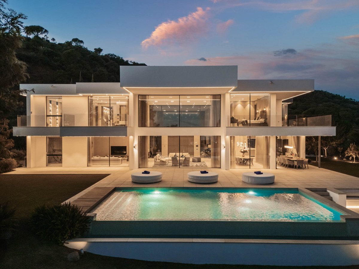 Se vende Villa - Chalet de 5 dormitorios en Costa Del Sol, Málaga, España