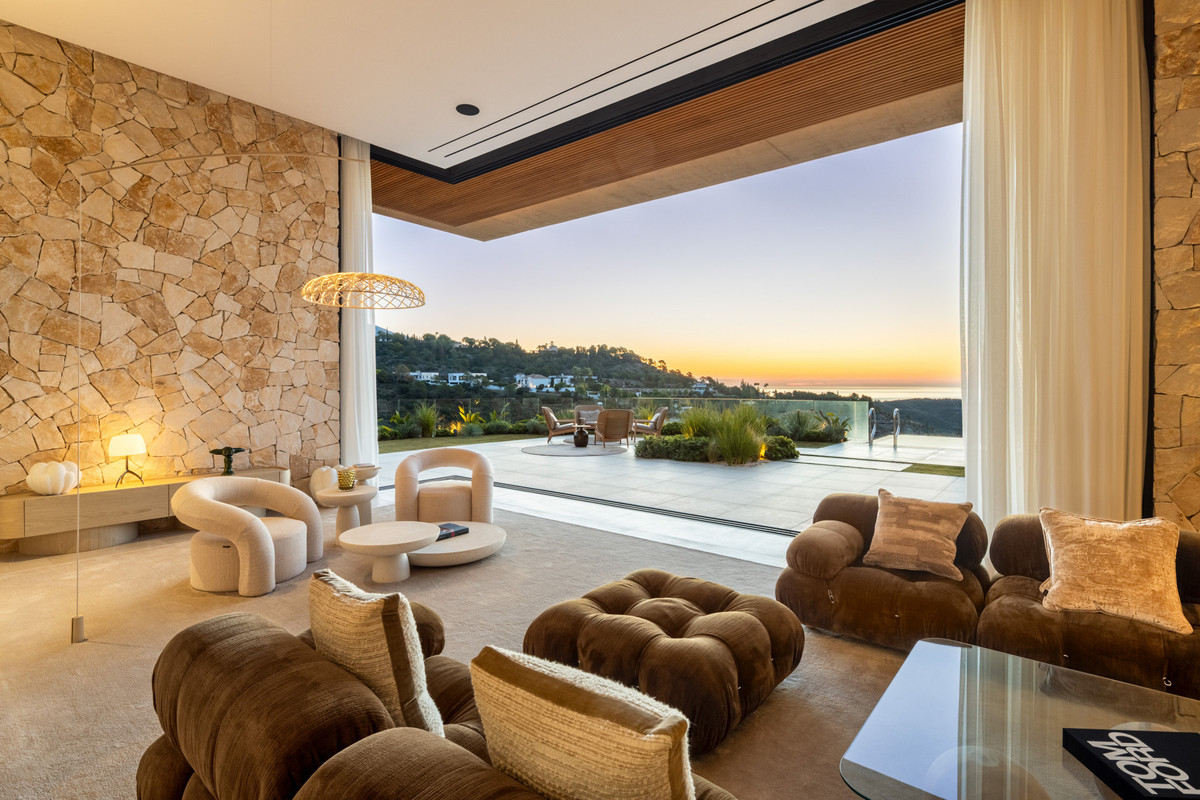 Se vende Villa - Chalet de 6 dormitorios en Costa Del Sol, Málaga, España