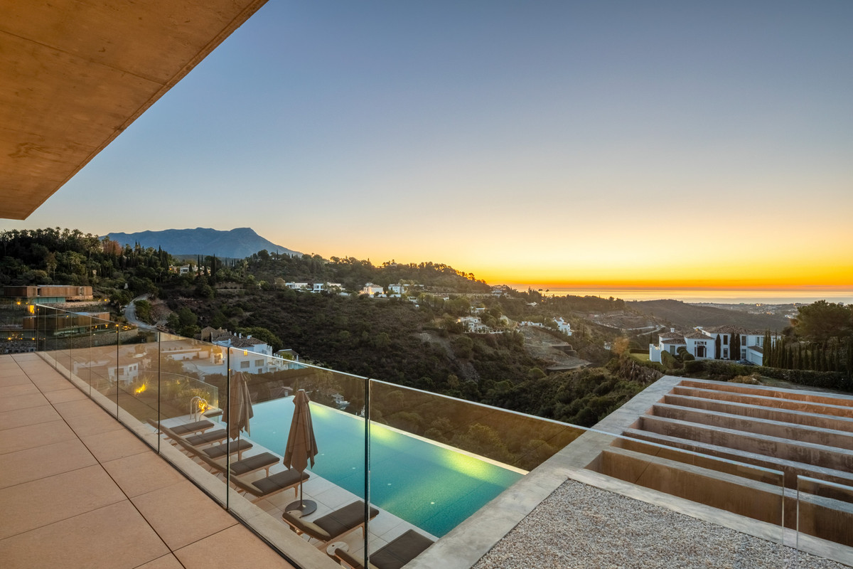 Se vende Villa - Chalet de 6 dormitorios en Costa Del Sol, Málaga, España