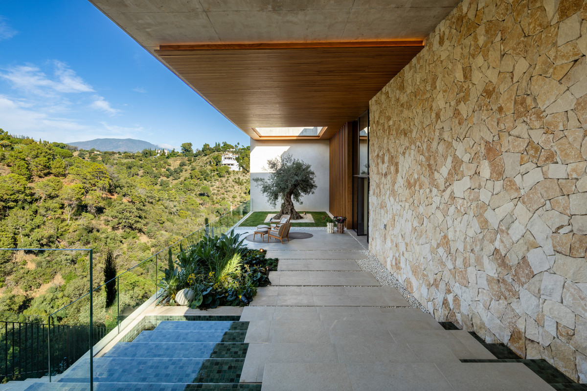 Se vende Villa - Chalet de 6 dormitorios en Costa Del Sol, Málaga, España