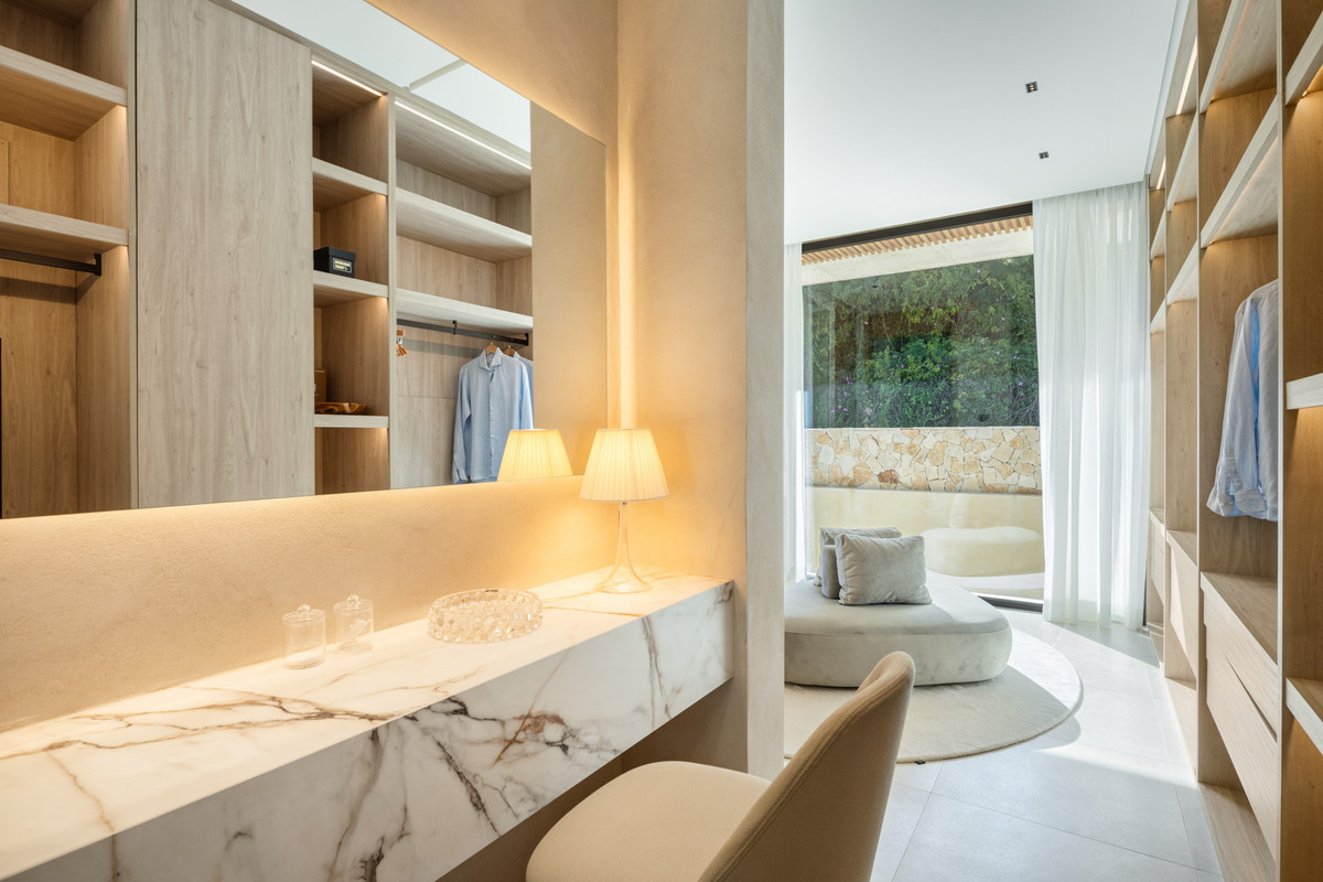 Se vende Villa - Chalet de 6 dormitorios en Costa Del Sol, Málaga, España