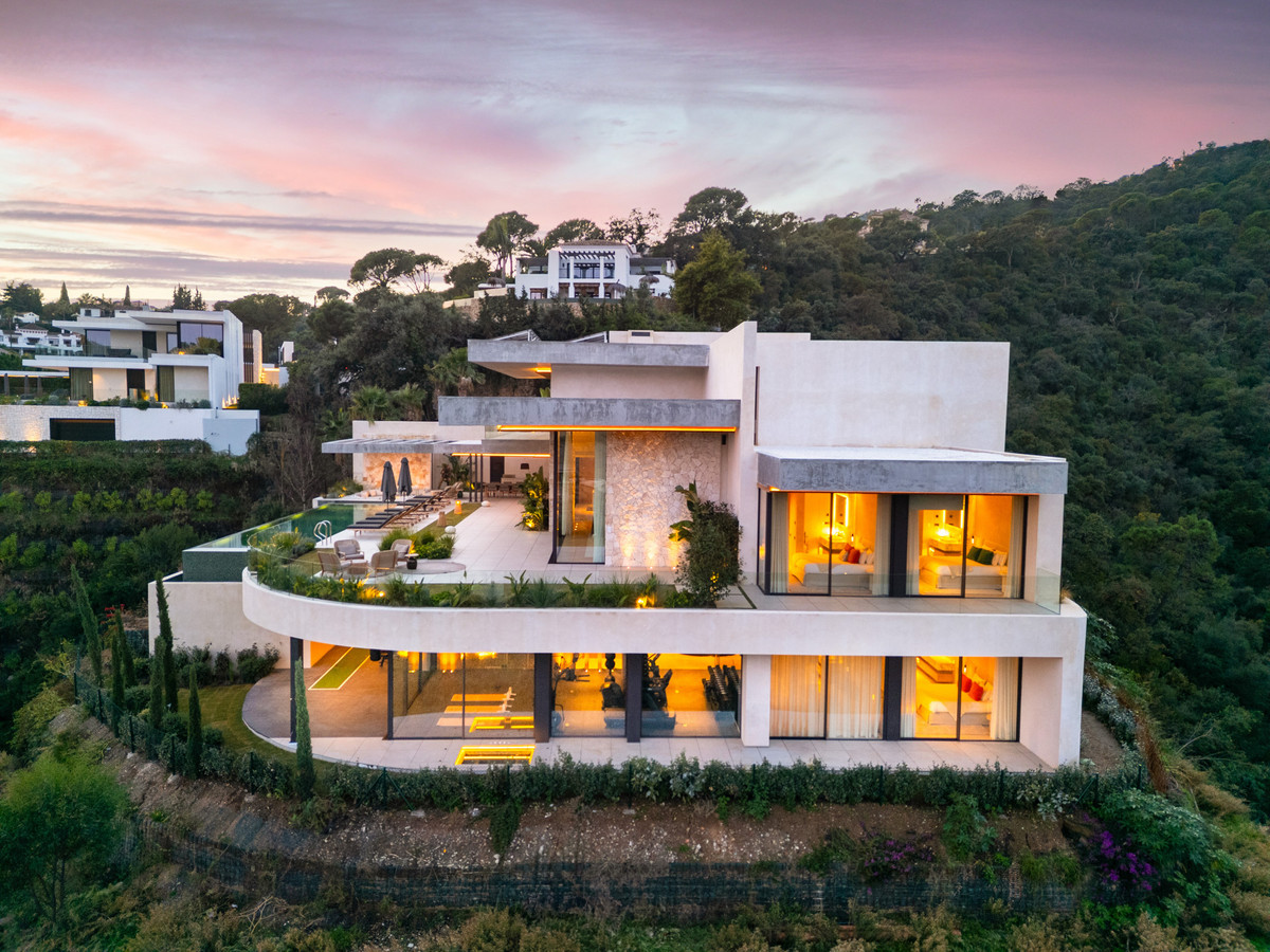 Se vende Villa - Chalet de 6 dormitorios en Costa Del Sol, Málaga, España