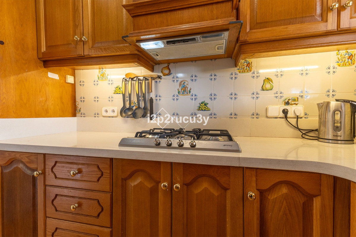 Se vende Villa - Chalet de 4 dormitorios en Costa Blanca, Alicante, España