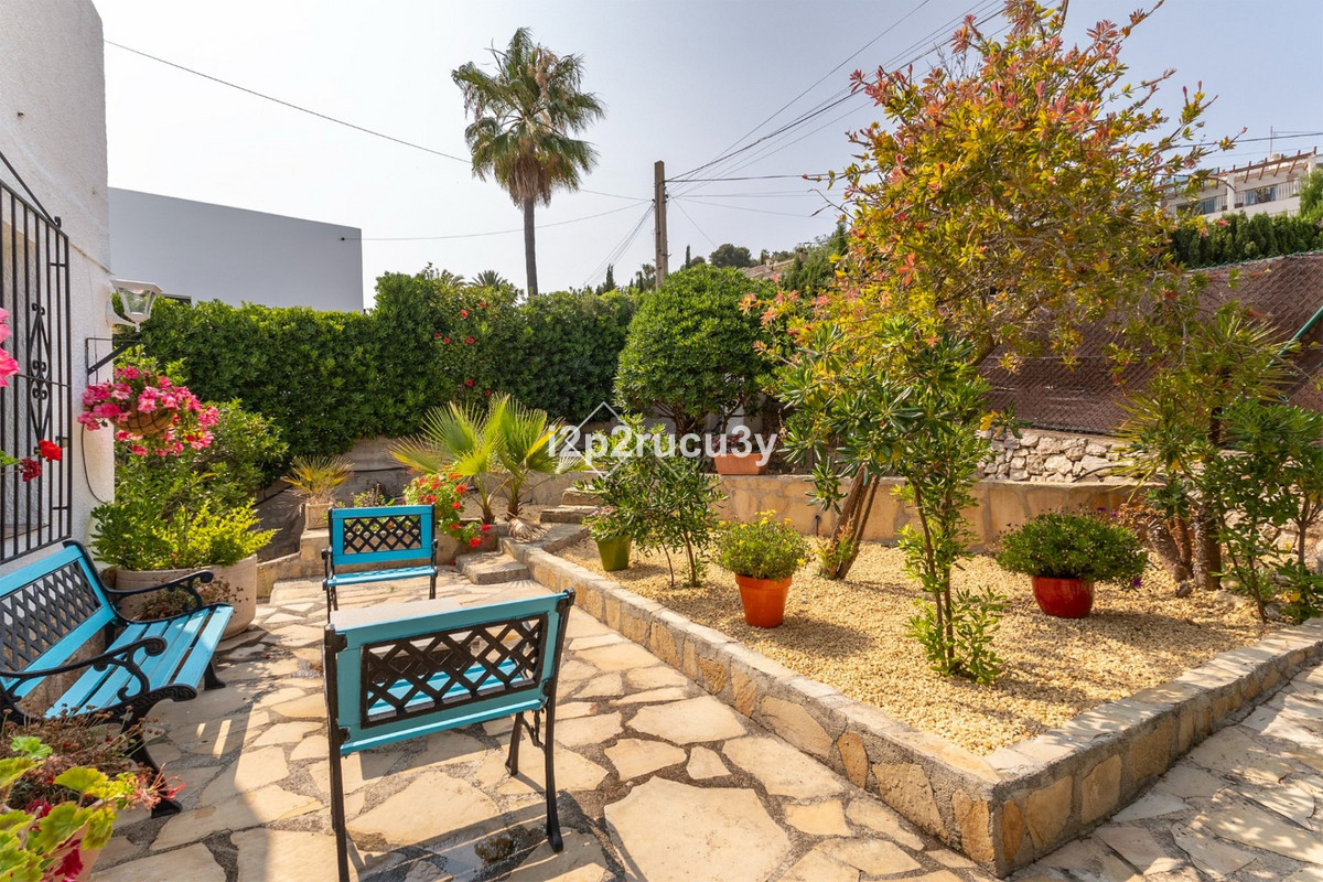 Se vende Villa - Chalet de 4 dormitorios en Costa Blanca, Alicante, España