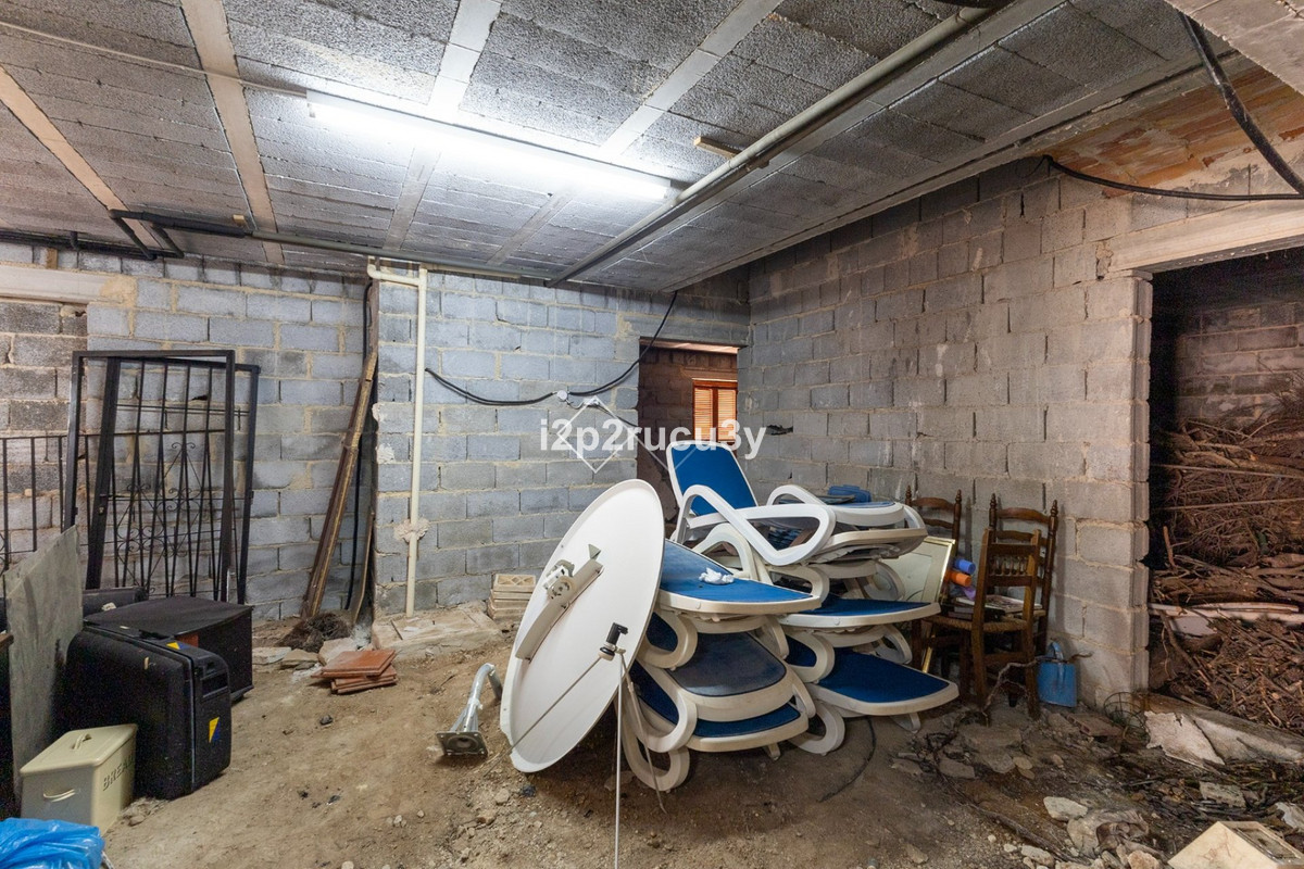 Se vende Villa - Chalet de 4 dormitorios en Costa Blanca, Alicante, España