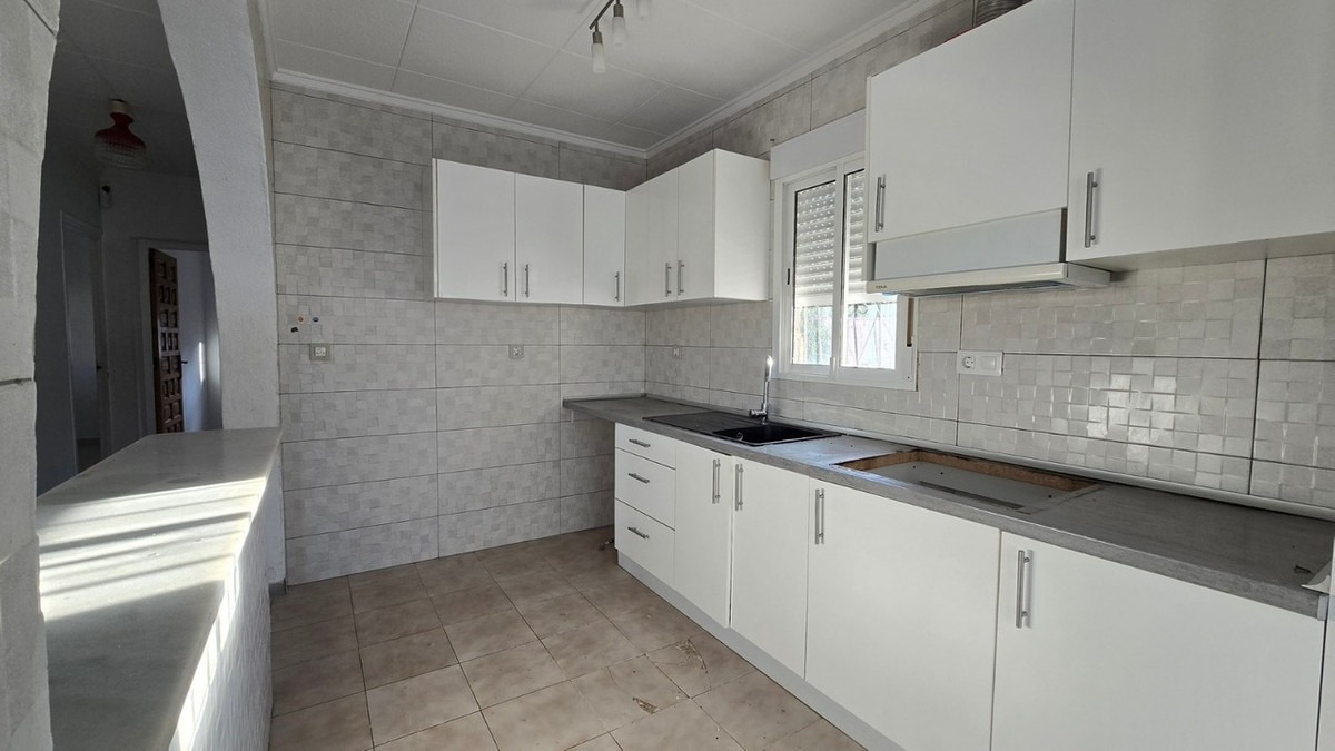 3 Bed Townhouse for sale in Torrevieja Costa Blanca, Alicante, Spain