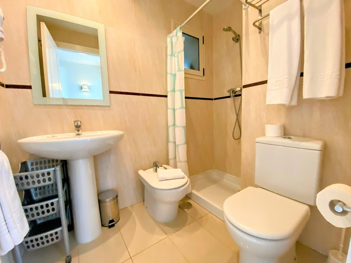 2 Bed Apartment for sale in Benidorm Costa Blanca, Alicante, Spain
