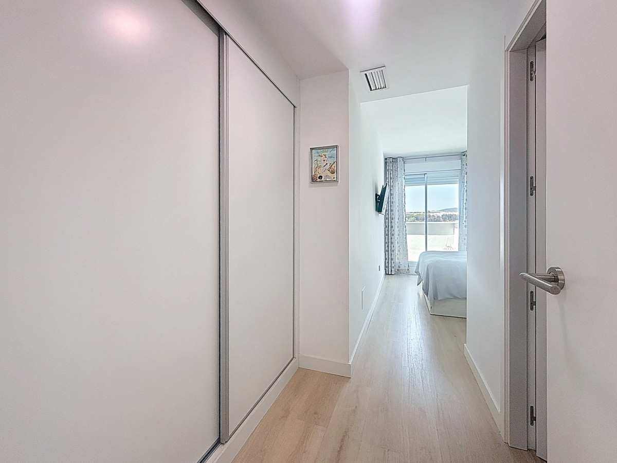3 Bed Apartment for sale in Estepona Costa Del Sol, Málaga, Spain