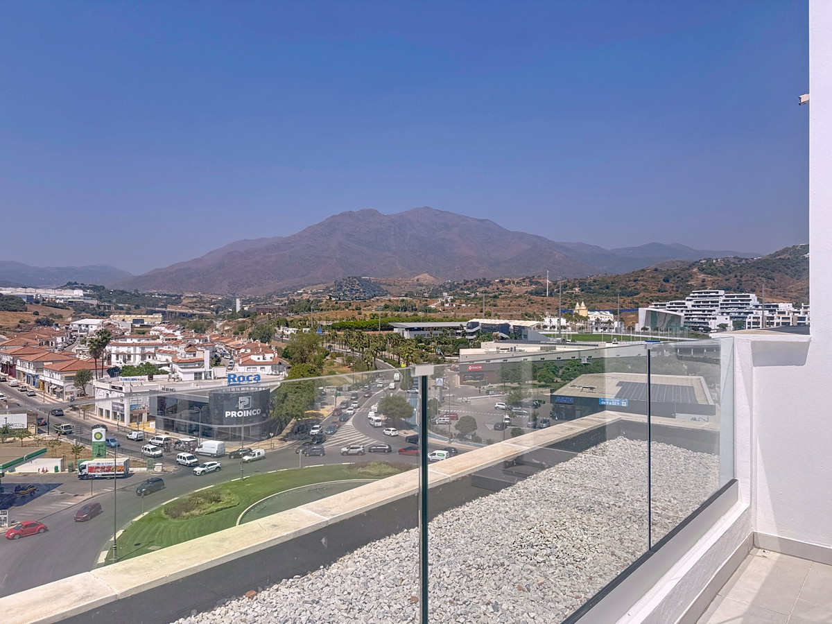 3 Bed Apartment for sale in Estepona Costa Del Sol, Málaga, Spain