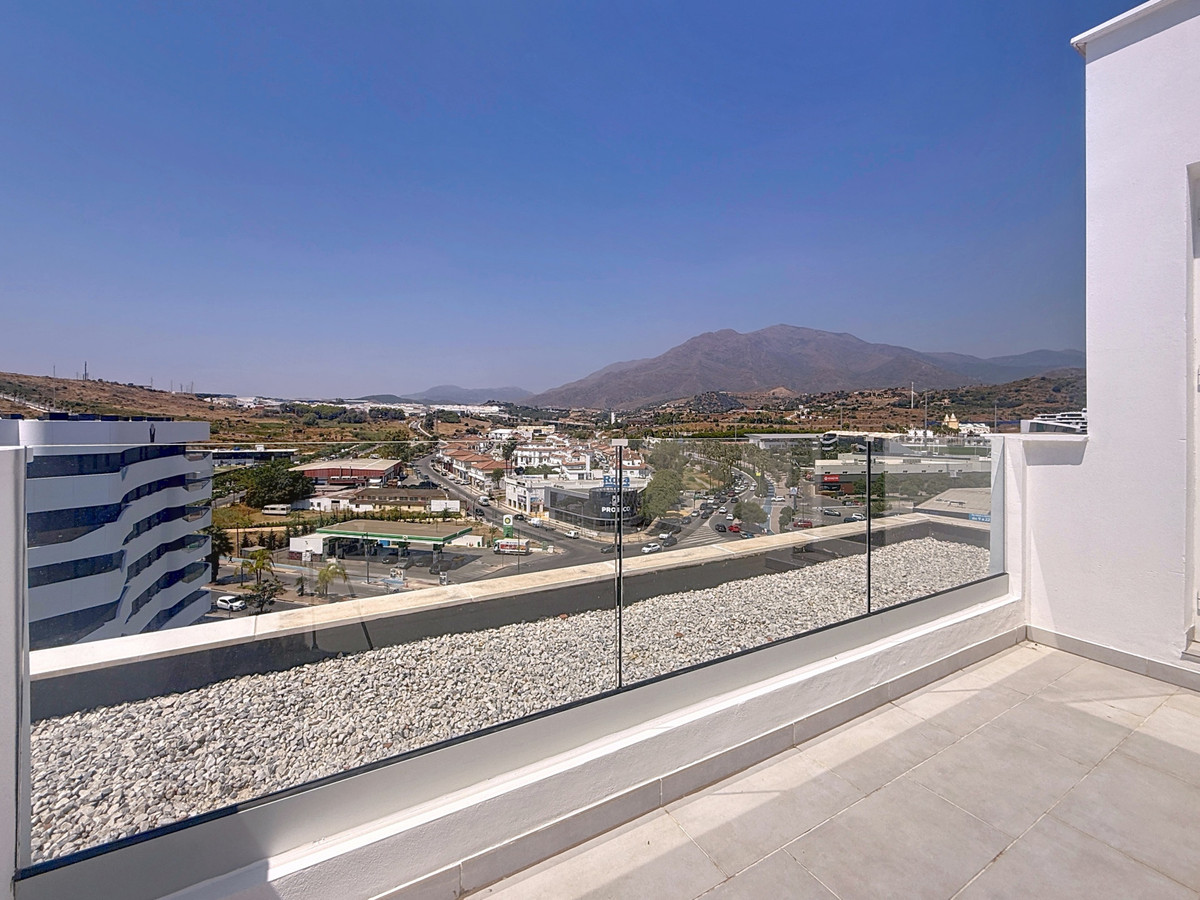 3 Bed Apartment for sale in Estepona Costa Del Sol, Málaga, Spain