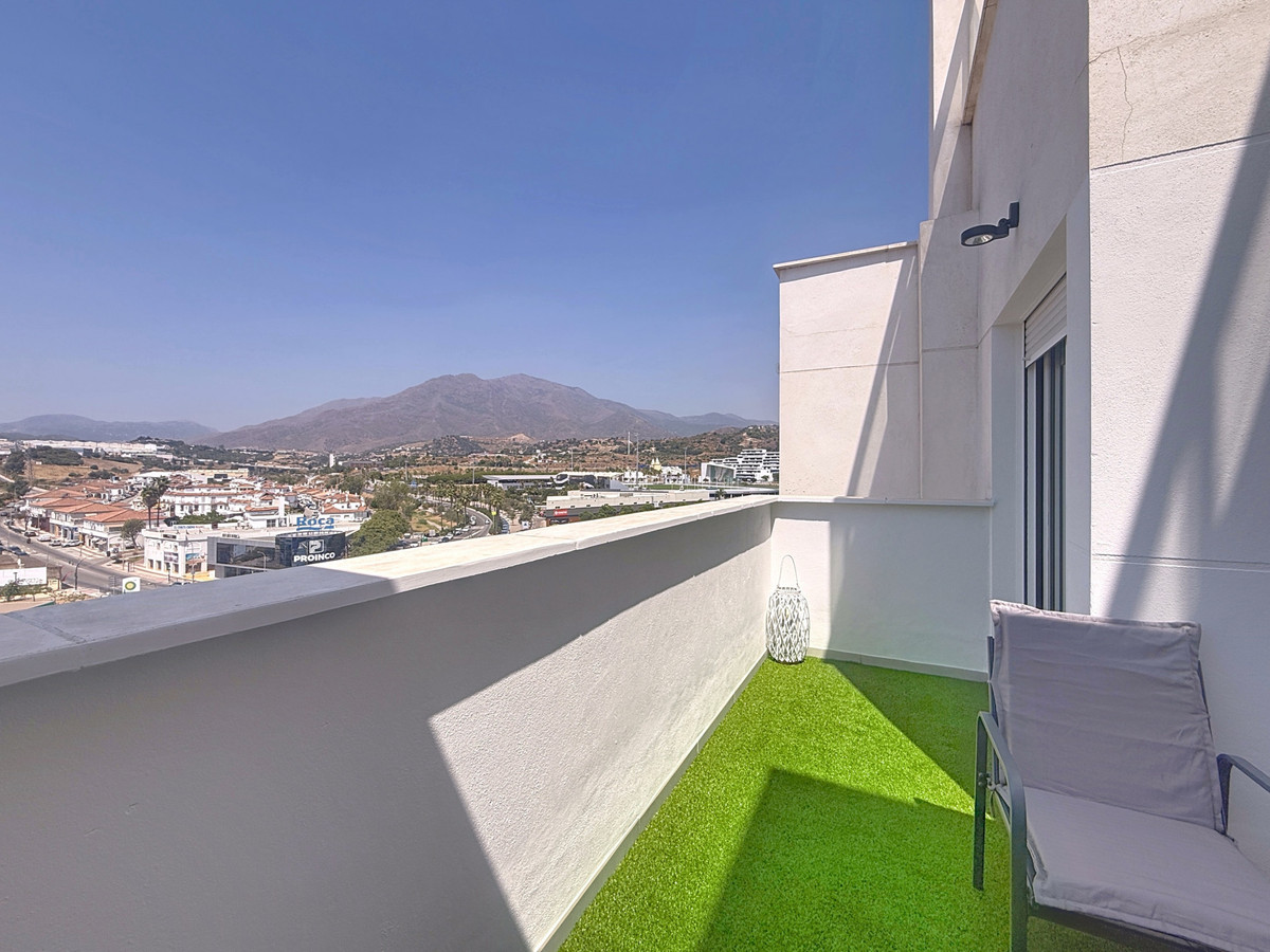 3 Bed Apartment for sale in Estepona Costa Del Sol, Málaga, Spain