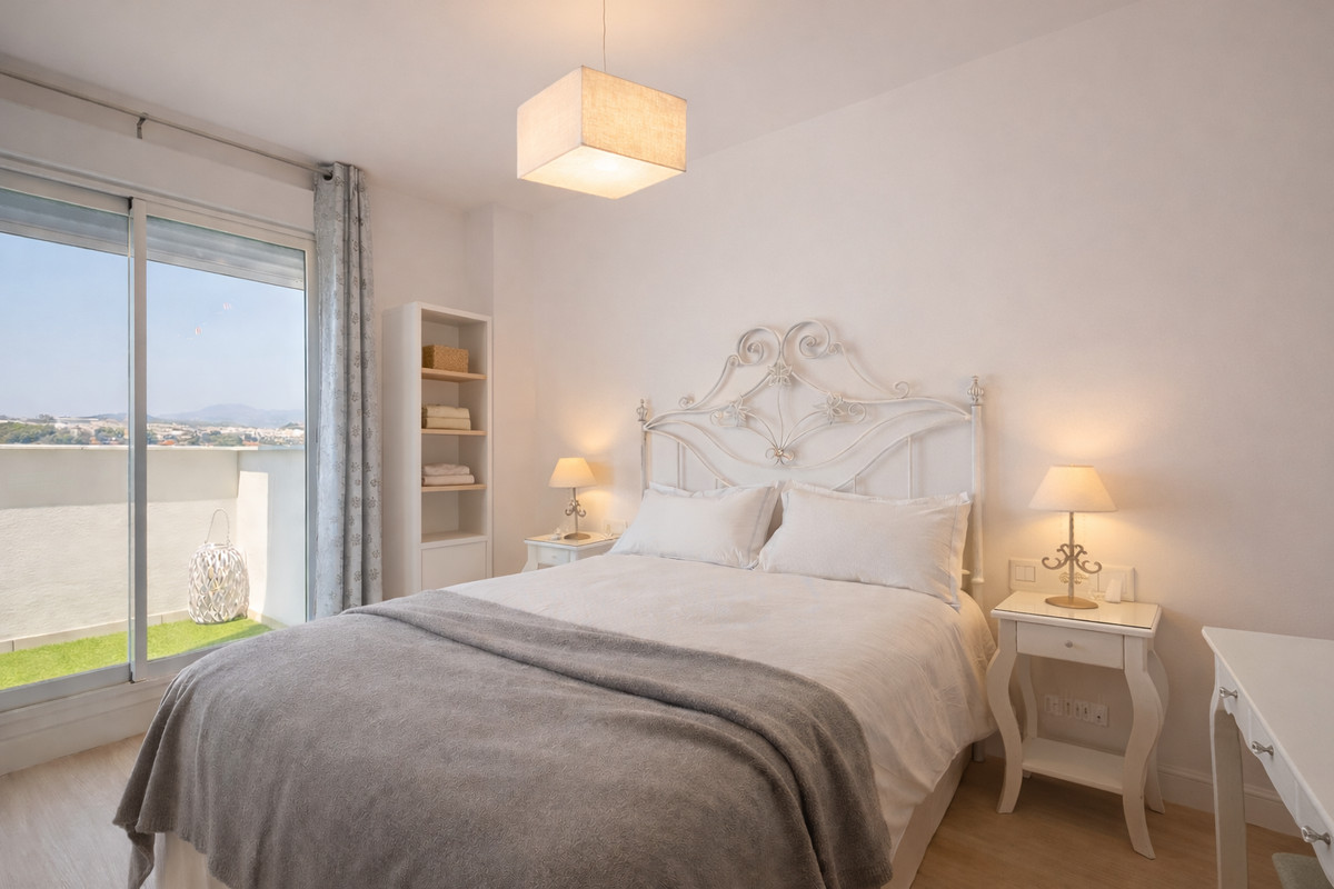 3 Bed Apartment for sale in Estepona Costa Del Sol, Málaga, Spain