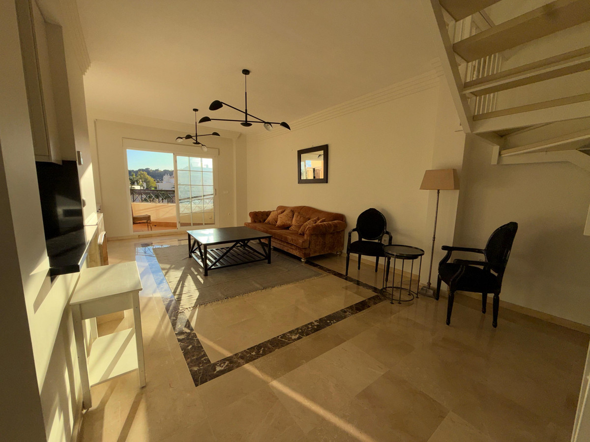 4 Bed Apartment for sale in Nueva Andalucía Costa Del Sol, Málaga, Spain