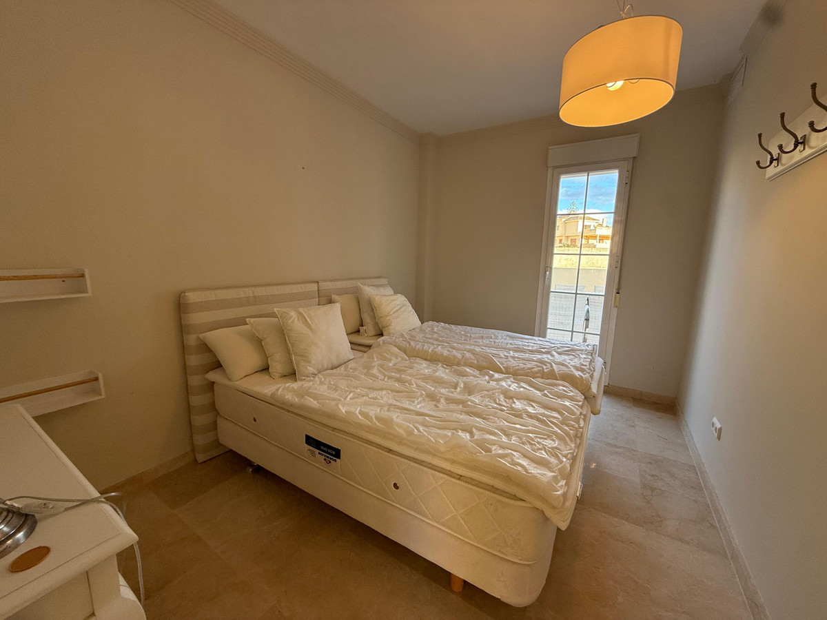 4 Bed Apartment for sale in Nueva Andalucía Costa Del Sol, Málaga, Spain