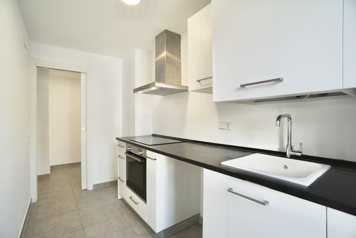 Se vende Apartamento Planta Media de 2 dormitorios en Costa Blanca, Alicante, España