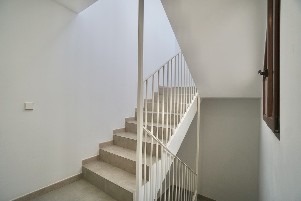 Se vende Apartamento Planta Media de 2 dormitorios en Costa Blanca, Alicante, España