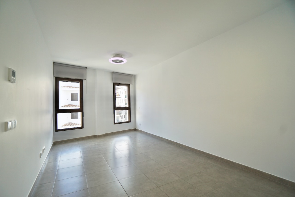 Se vende Apartamento Planta Media de 2 dormitorios en Costa Blanca, Alicante, España