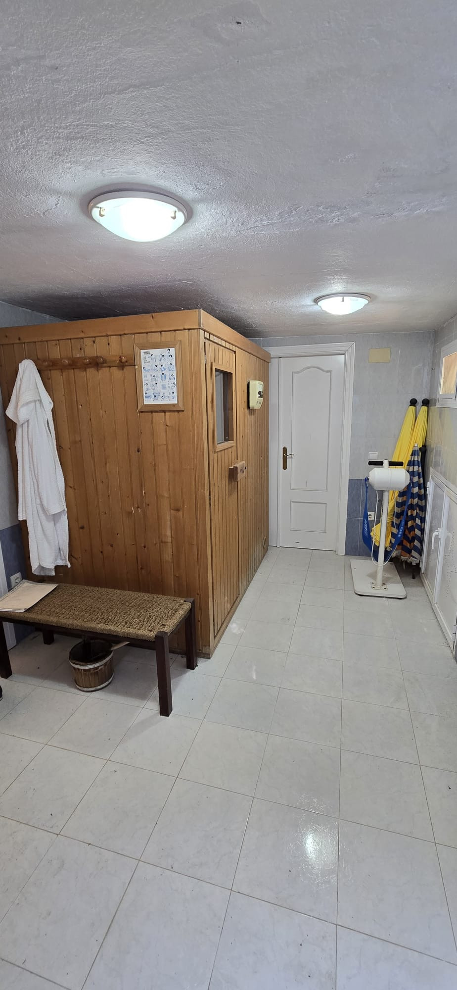 Se vende Villa - Chalet de 6 dormitorios en Costa Del Sol, Málaga, España