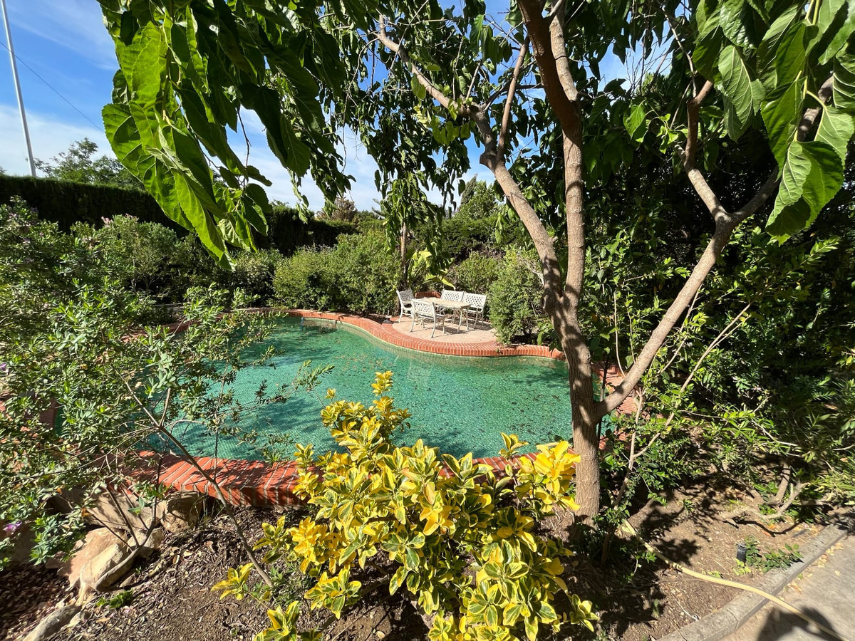 Se vende Villa - Chalet de 6 dormitorios en Costa Del Sol, Málaga, España