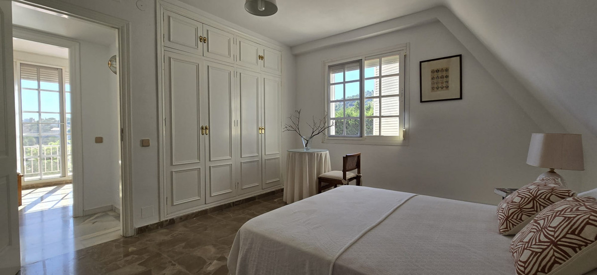 Se vende Villa - Chalet de 6 dormitorios en Costa Del Sol, Málaga, España