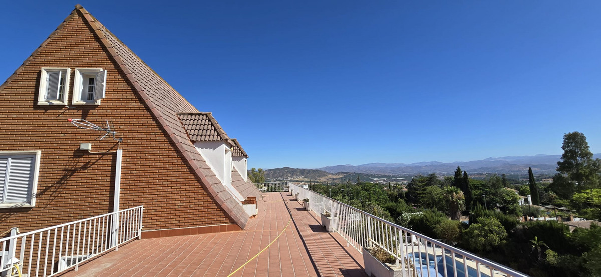 Se vende Villa - Chalet de 6 dormitorios en Costa Del Sol, Málaga, España