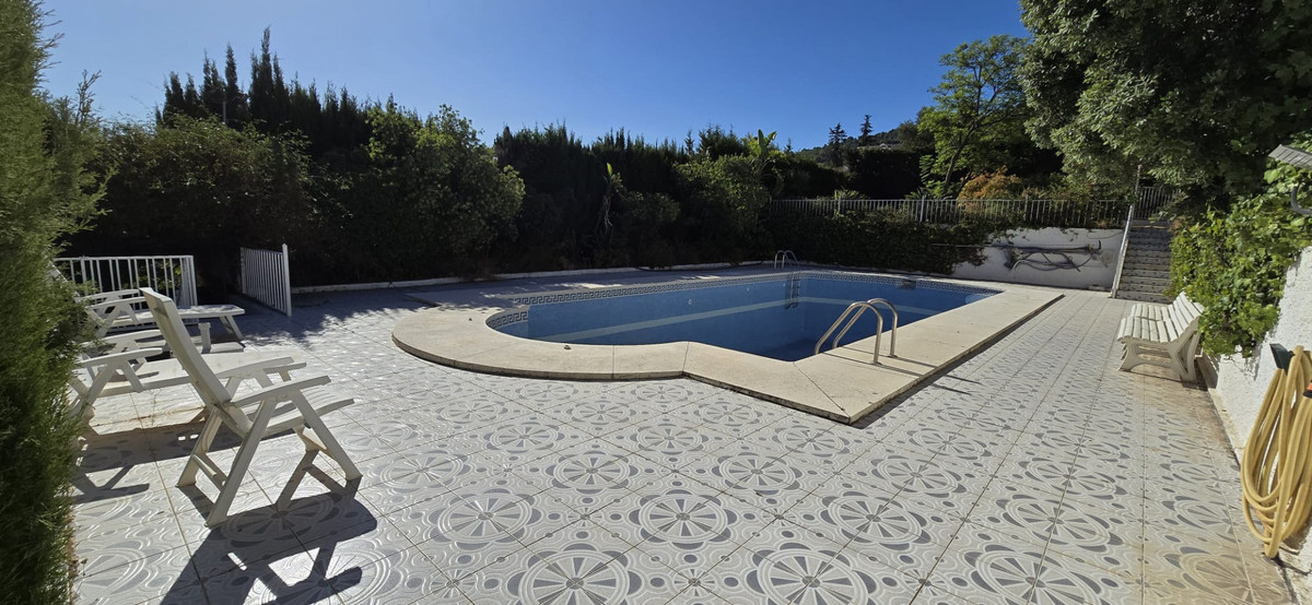 Se vende Villa - Chalet de 6 dormitorios en Costa Del Sol, Málaga, España