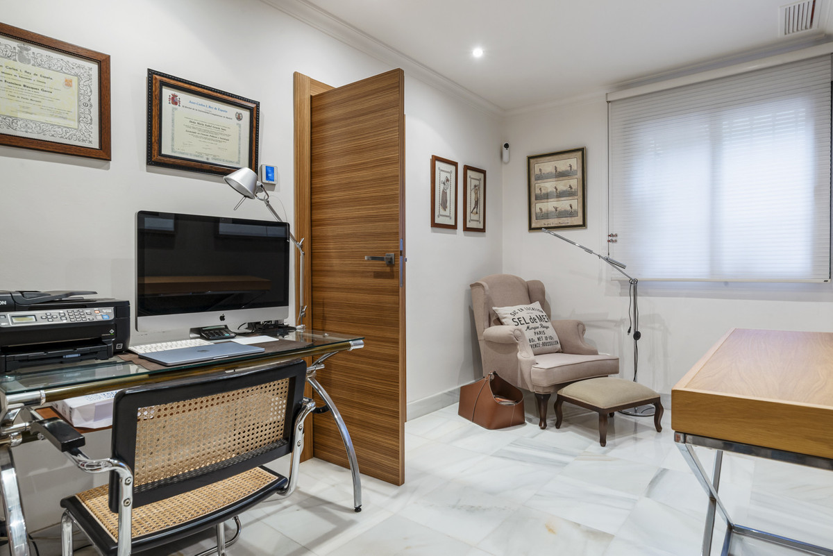 3 Bed Apartment for sale in Monte Halcones Costa Del Sol, Málaga, Spain