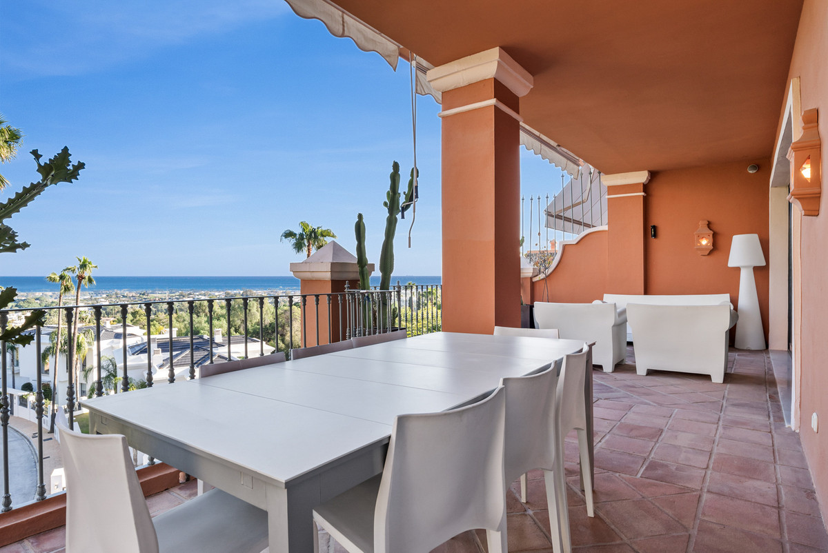 3 Bed Apartment for sale in Monte Halcones Costa Del Sol, Málaga, Spain