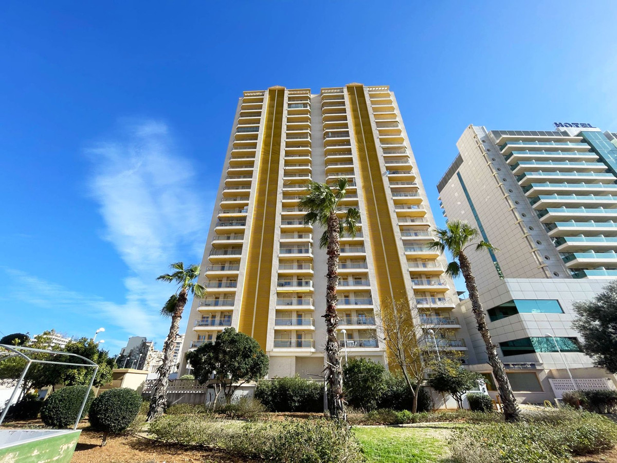 2 Bed Apartment for sale in Calpe Costa Blanca, Alicante, Spain