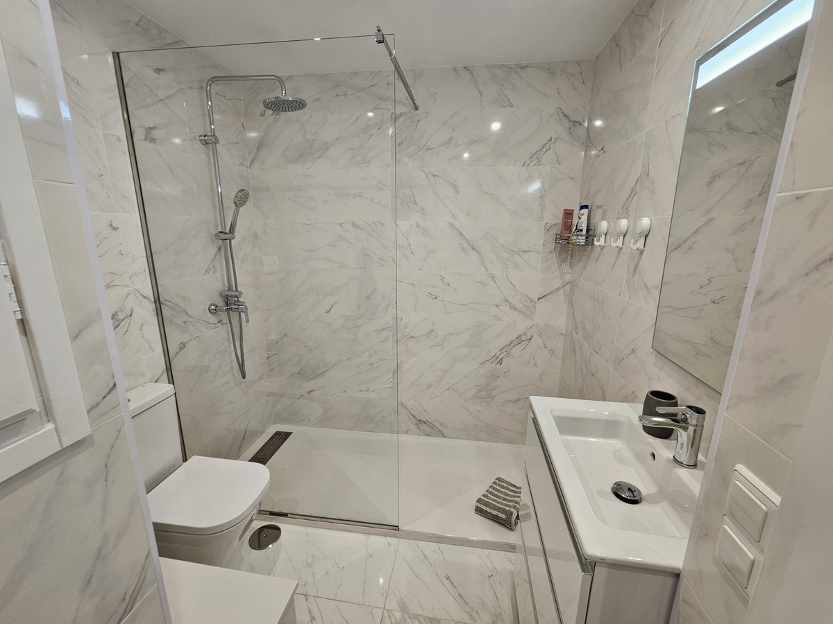 4 Bed Townhouse for sale in La Cala De Mijas Costa Del Sol, Málaga, Spain
