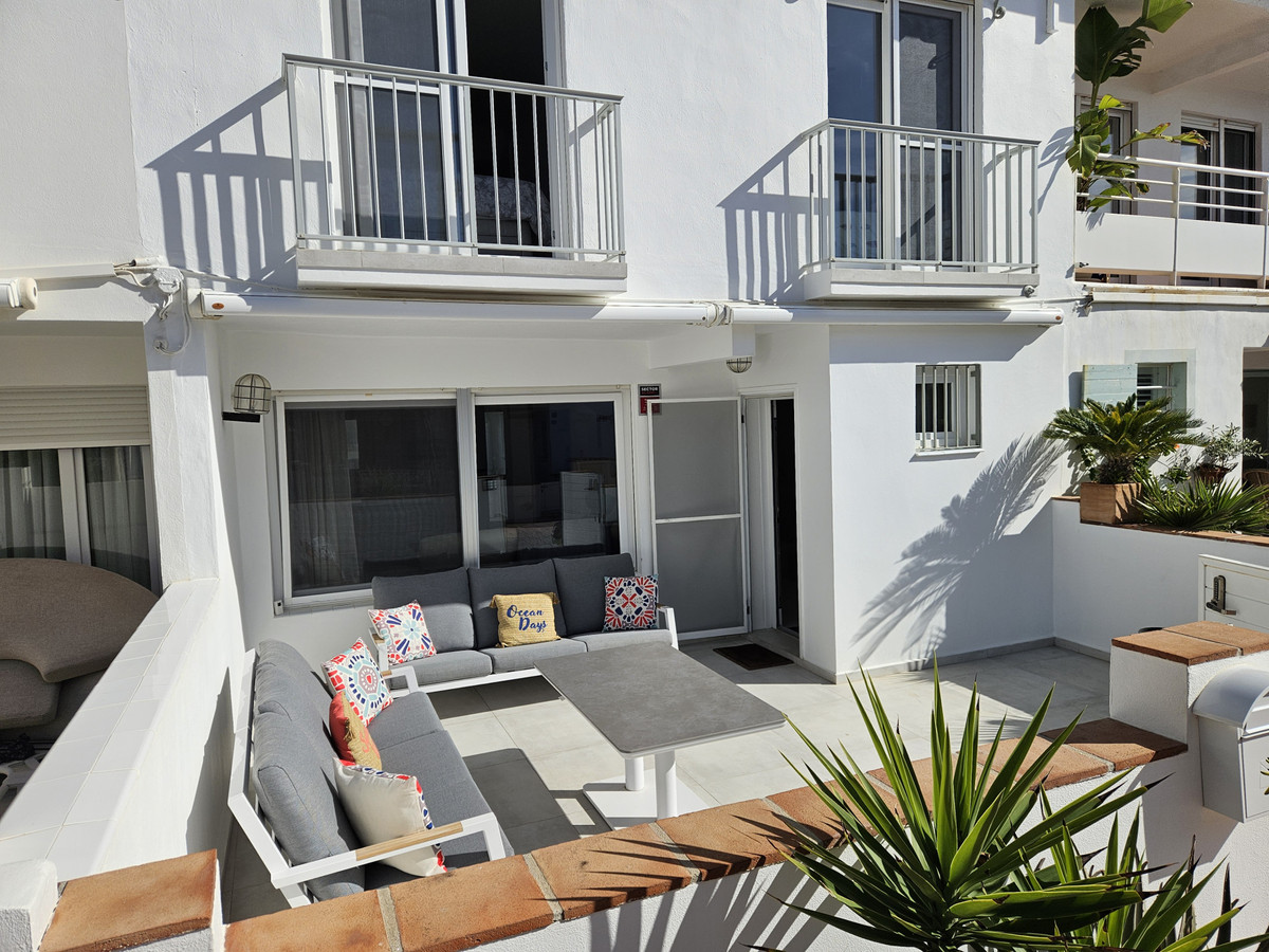 4 Bed Townhouse for sale in La Cala De Mijas Costa Del Sol, Málaga, Spain