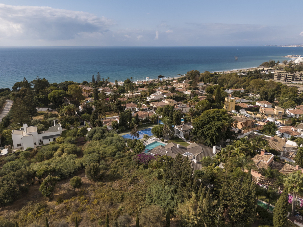 Se vende Villa - Chalet de 5 dormitorios en Costa Del Sol, Málaga, España