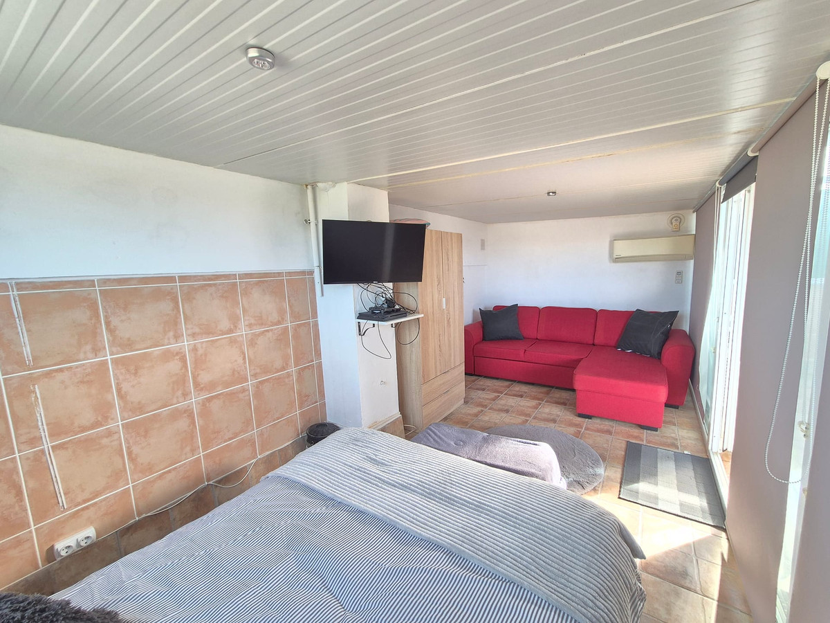 3 Bed Apartment for sale in La Florida Costa Blanca, Alicante, Spain