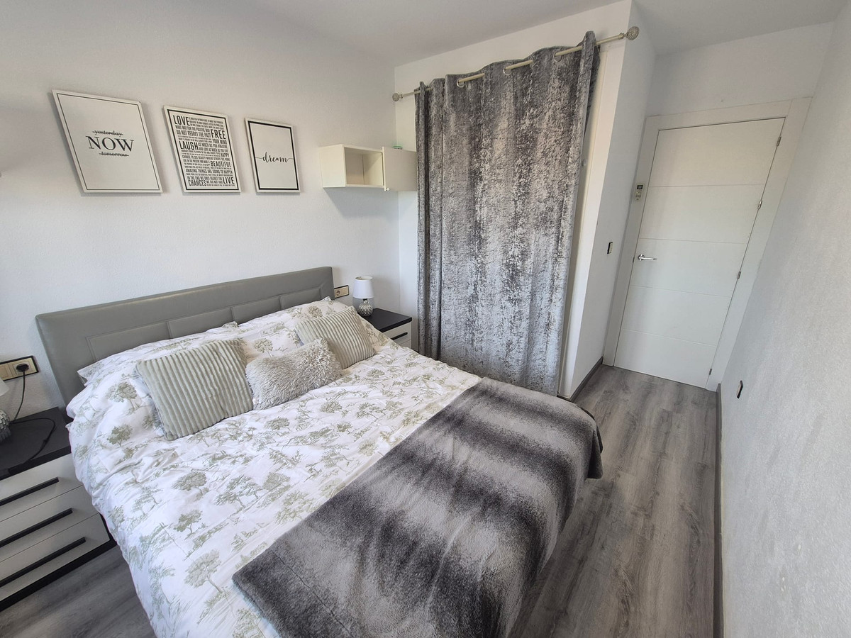 3 Bed Apartment for sale in La Florida Costa Blanca, Alicante, Spain