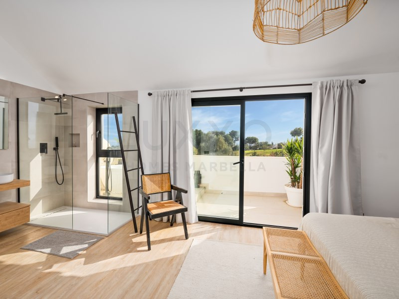 3 Bed Townhouse for sale in Nueva Andalucía Costa Del Sol, Málaga, Spain