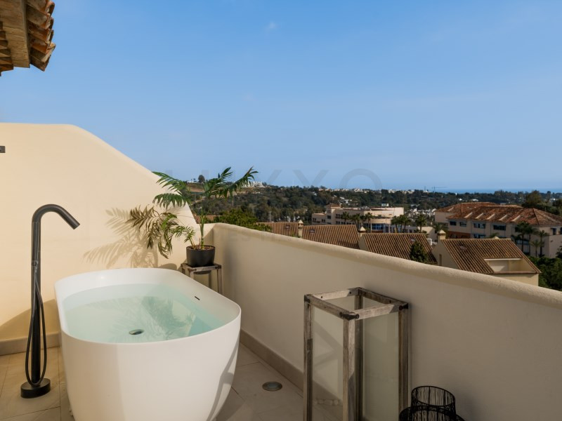 3 Bed Townhouse for sale in Nueva Andalucía Costa Del Sol, Málaga, Spain