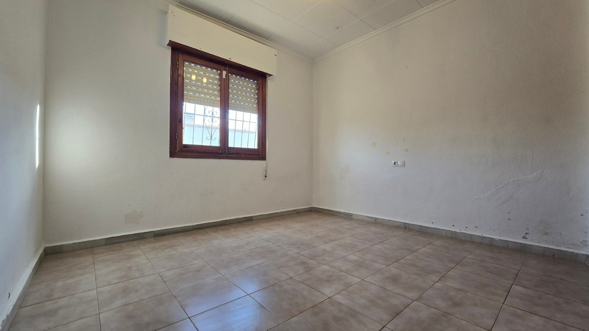 Se vende Villa - Chalet de 3 dormitorios en Costa Blanca, Alicante, España