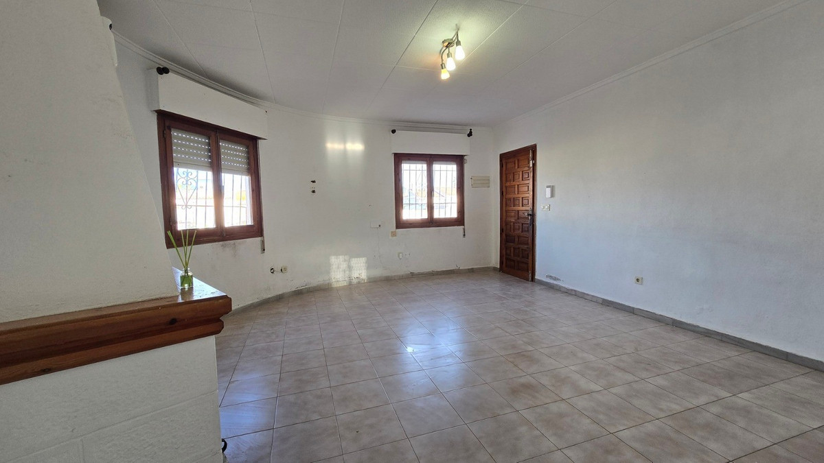 Se vende Villa - Chalet de 3 dormitorios en Costa Blanca, Alicante, España
