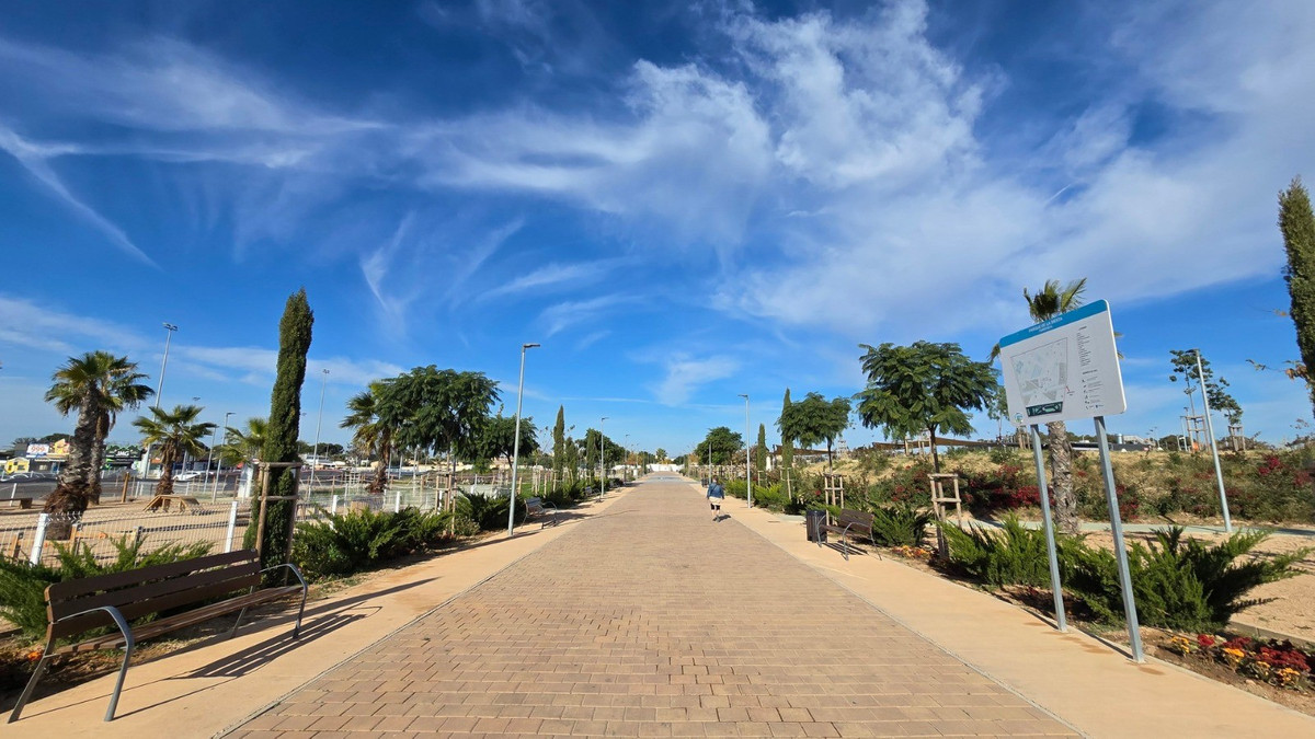 Se vende Villa - Chalet de 3 dormitorios en Costa Blanca, Alicante, España