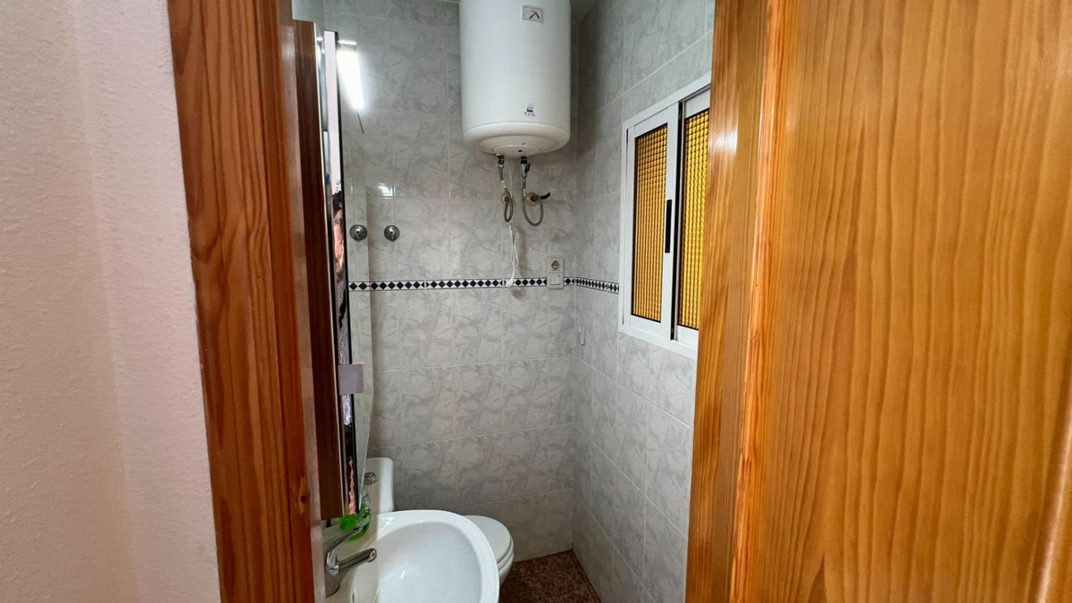 Se vende Bungalow de 2 dormitorios en Costa Blanca, Alicante, España