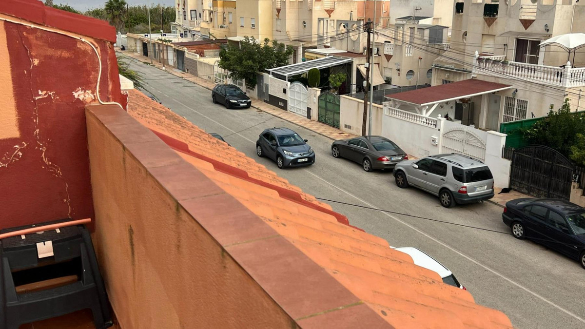 Se vende Bungalow de 2 dormitorios en Costa Blanca, Alicante, España