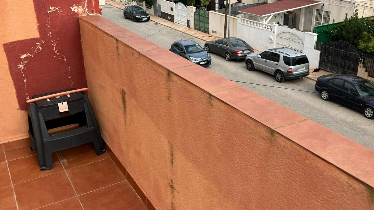 Se vende Bungalow de 2 dormitorios en Costa Blanca, Alicante, España