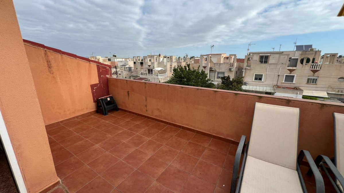 Se vende Bungalow de 2 dormitorios en Costa Blanca, Alicante, España