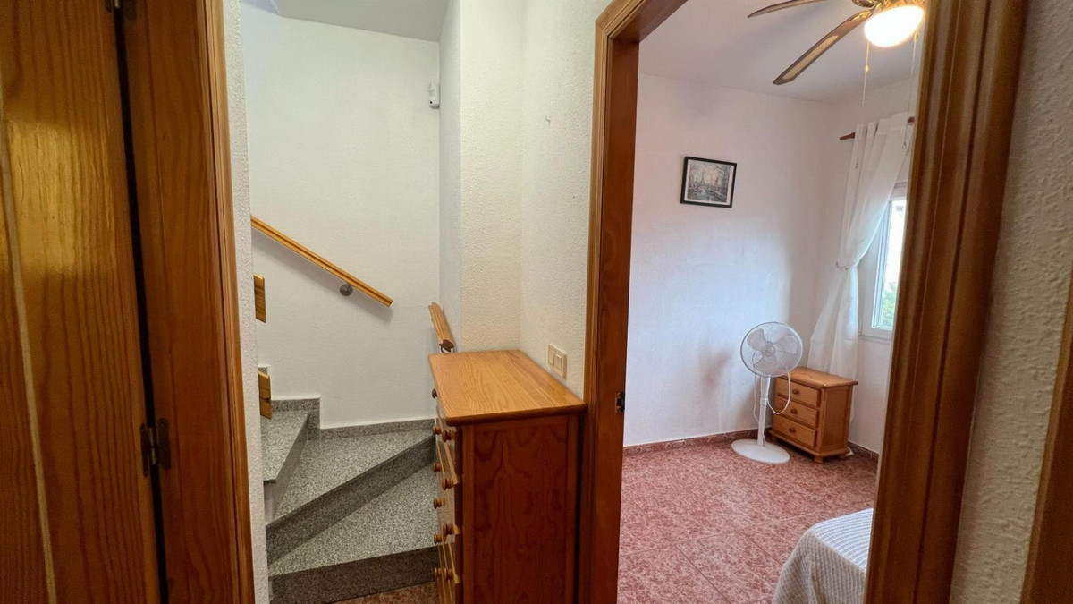 Se vende Bungalow de 2 dormitorios en Costa Blanca, Alicante, España
