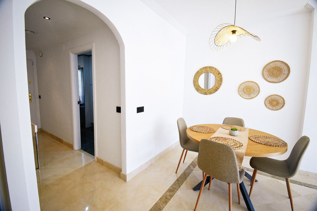 2 Bed Apartment for sale in Calahonda Costa Del Sol, Málaga, Spain