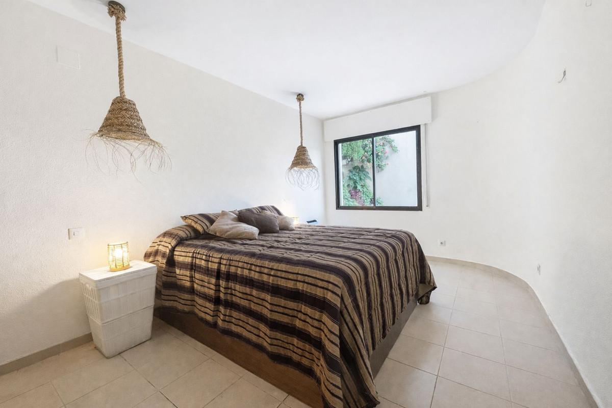 2 Bed Apartment for sale in Marbella Costa Del Sol, Málaga, Spain