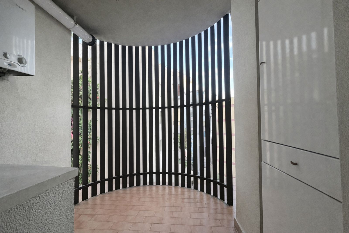 2 Bed Apartment for sale in Marbella Costa Del Sol, Málaga, Spain