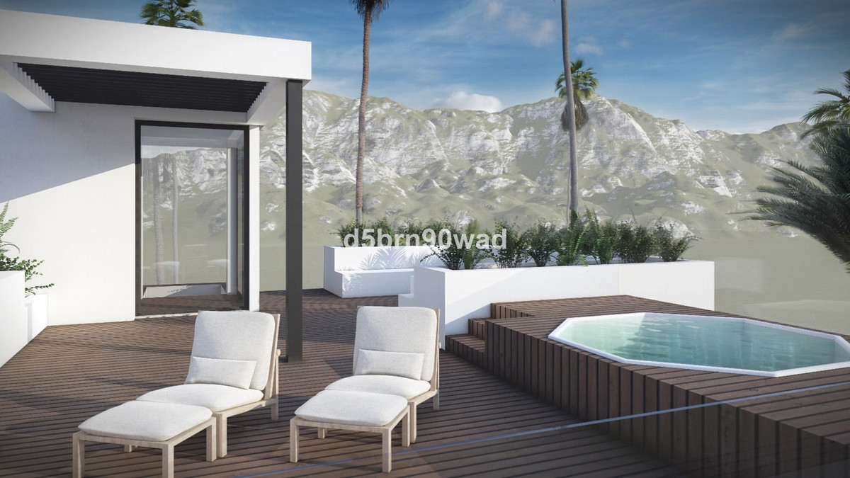 5 Bed Townhouse for sale in Estepona Costa Del Sol, Málaga, Spain
