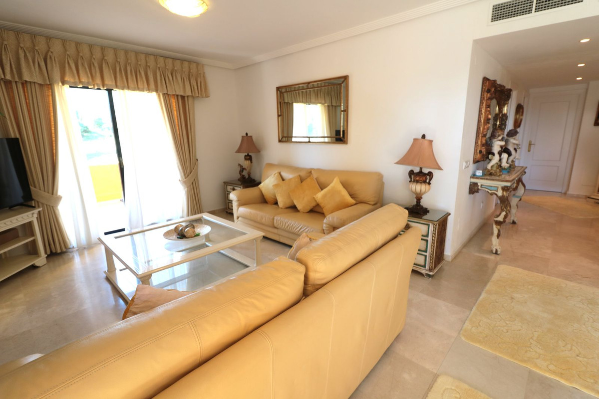 Se vende Apartamento Planta Baja de 3 dormitorios en Costa Del Sol, Málaga, España